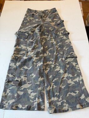 Hidden Los Angeles Super baggy Wide-Leg Cargo Flare Jeans in Camouflage Green